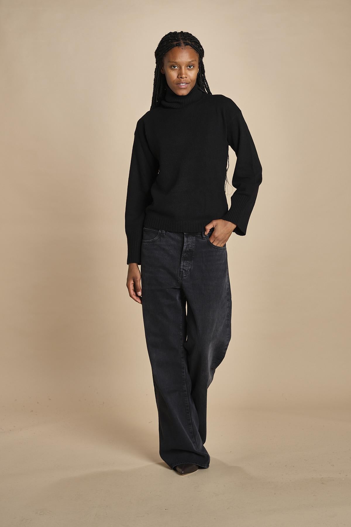 dolcevita con manica a campana by milaura. d2500895 872 NERO milaura 
