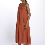 PALOMA abito lungo con balze e spalline sottili PALOMA RUST laraethnics 