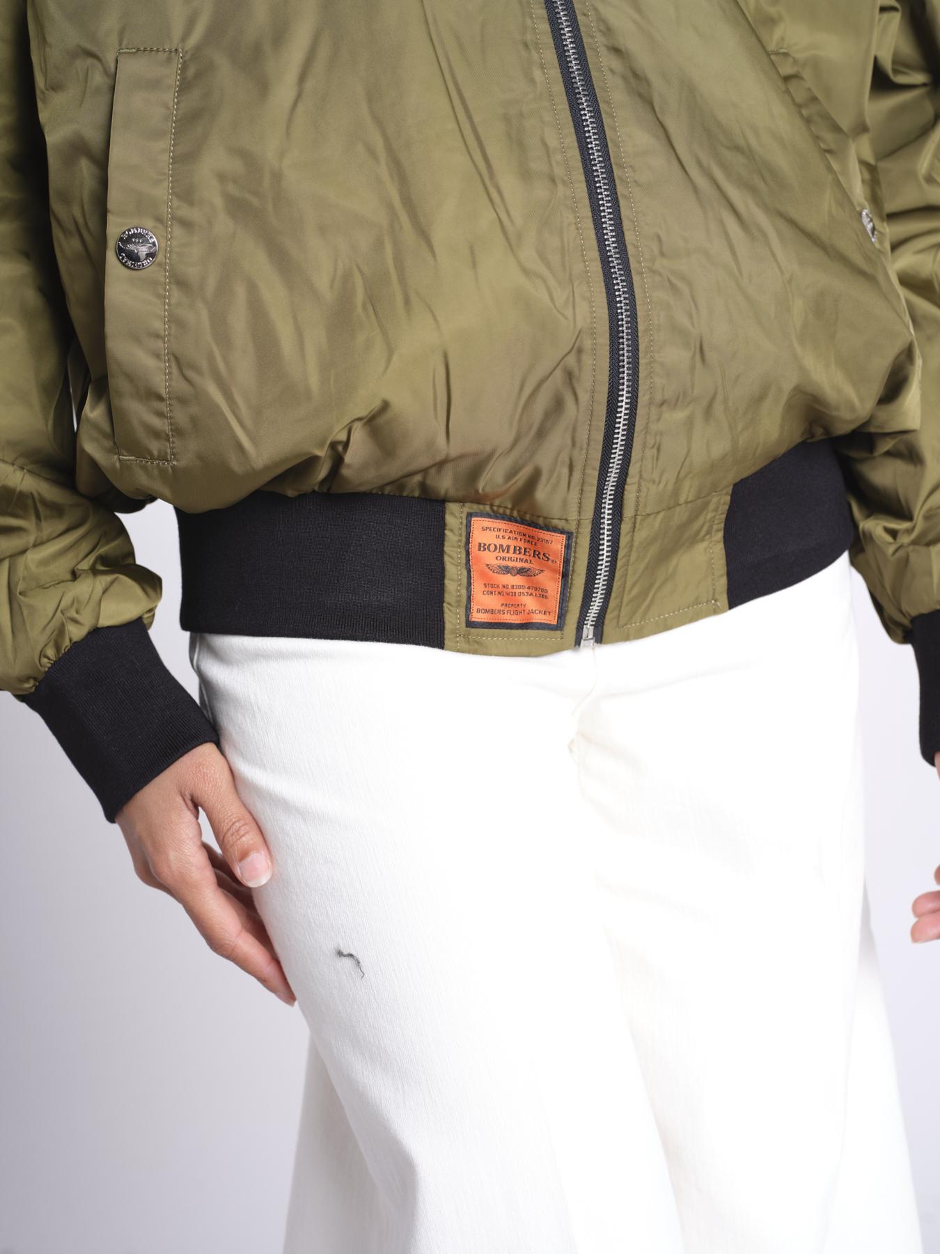 bomber over BMMA200B6 KAK bombers original 