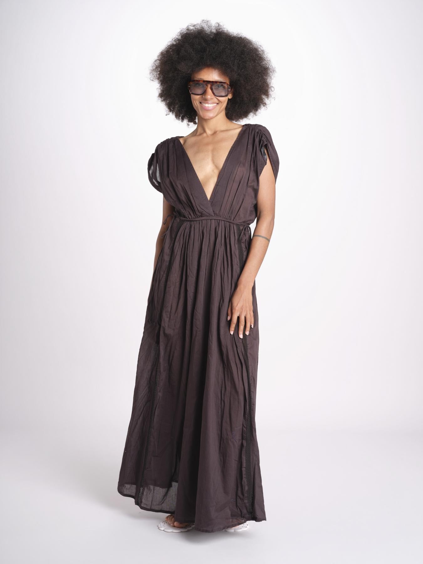 abito con nervature legato in vita MIKONBLK CHOCOLAT laraethnics 