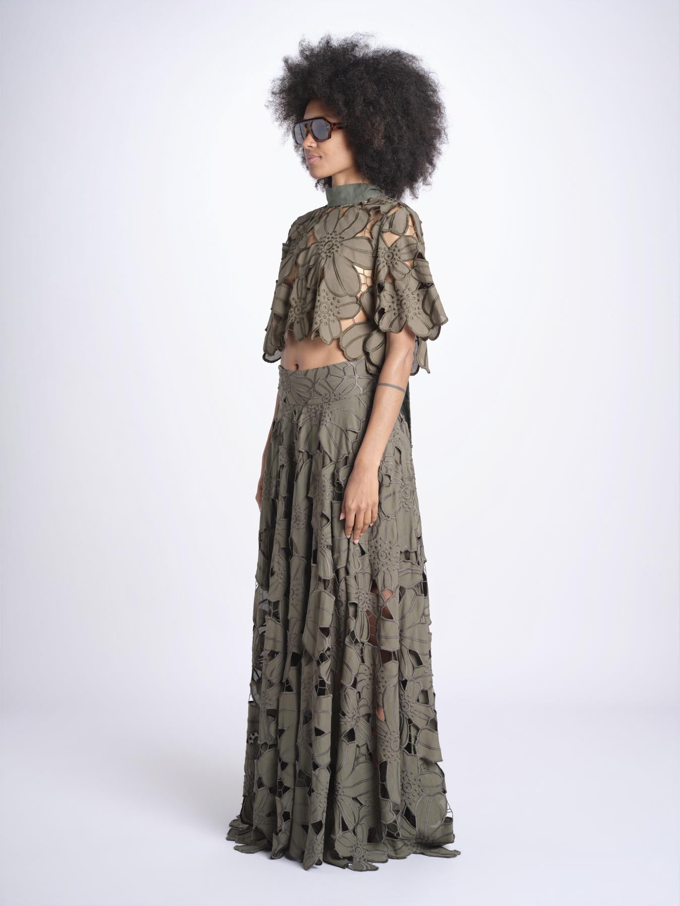 top con fiori intarsiati KOUFONISI M1721 PESTO lace the label 