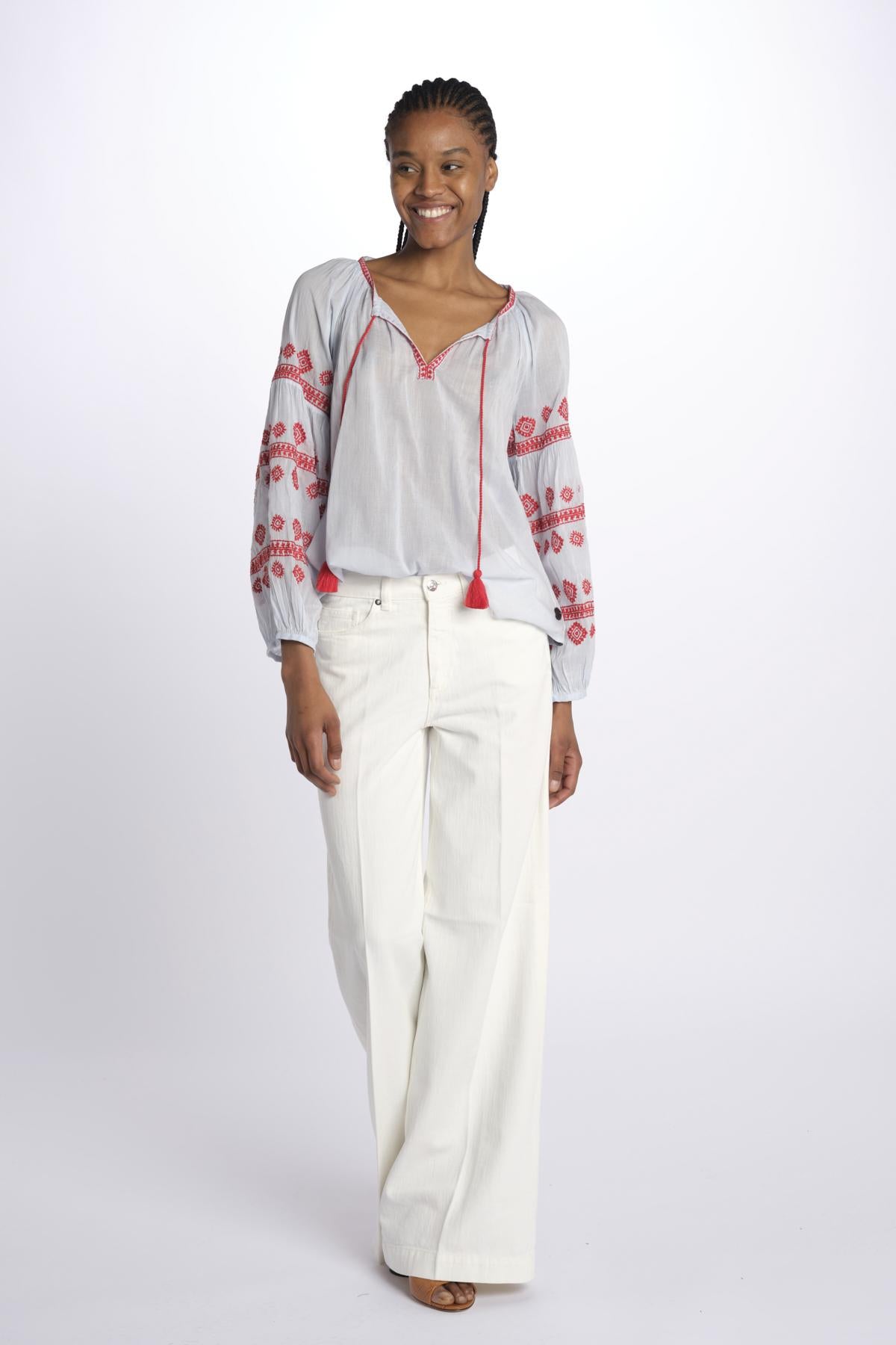 BALERIC camicia con maniche ricamate by milaura. BE22189 PALE BLU RED benaras soleil 