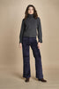 pantalone a zampa con taschine
