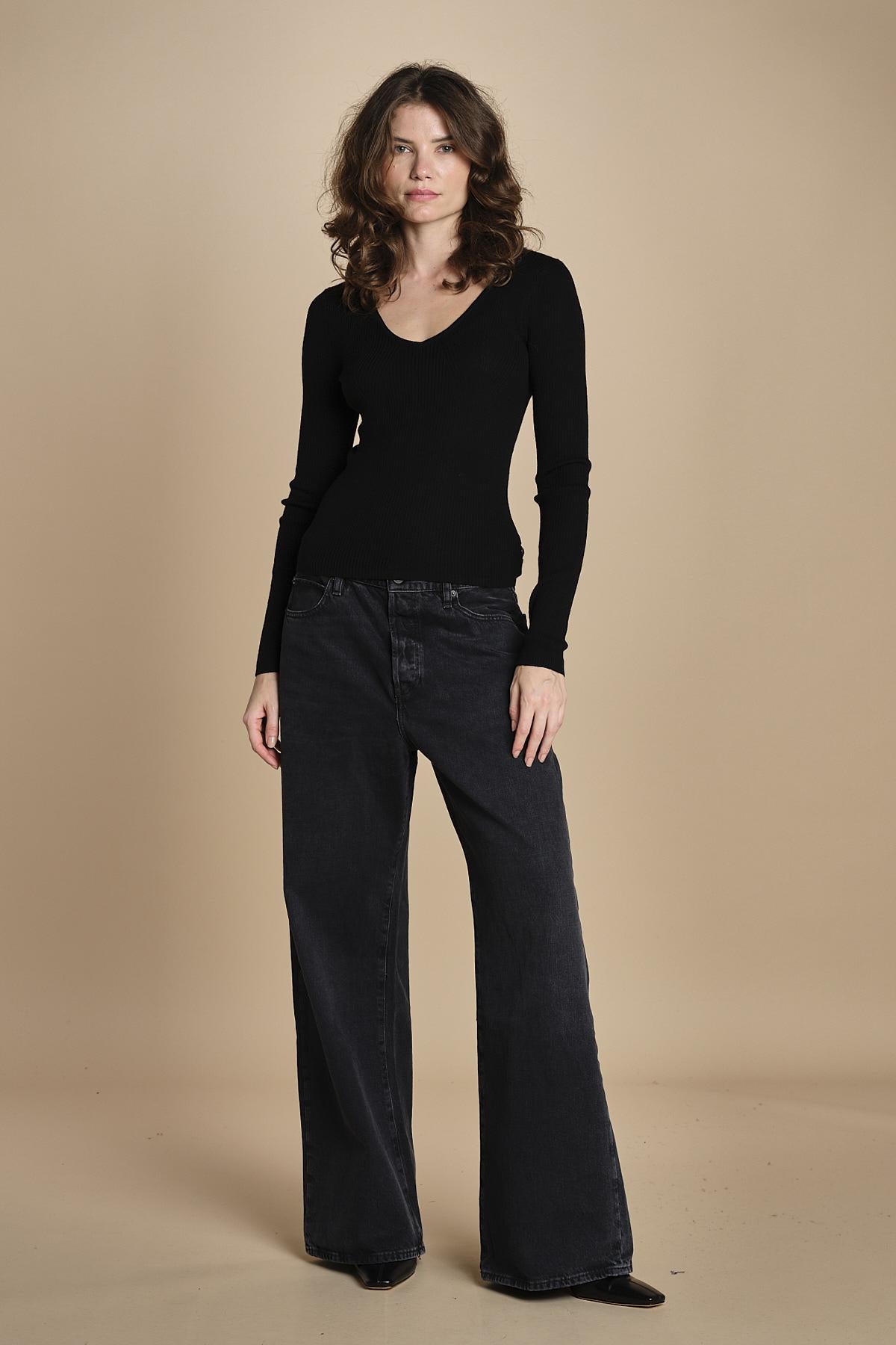 maglia scollo a v NOVA KNIT BLOUSE BLACK herskind 