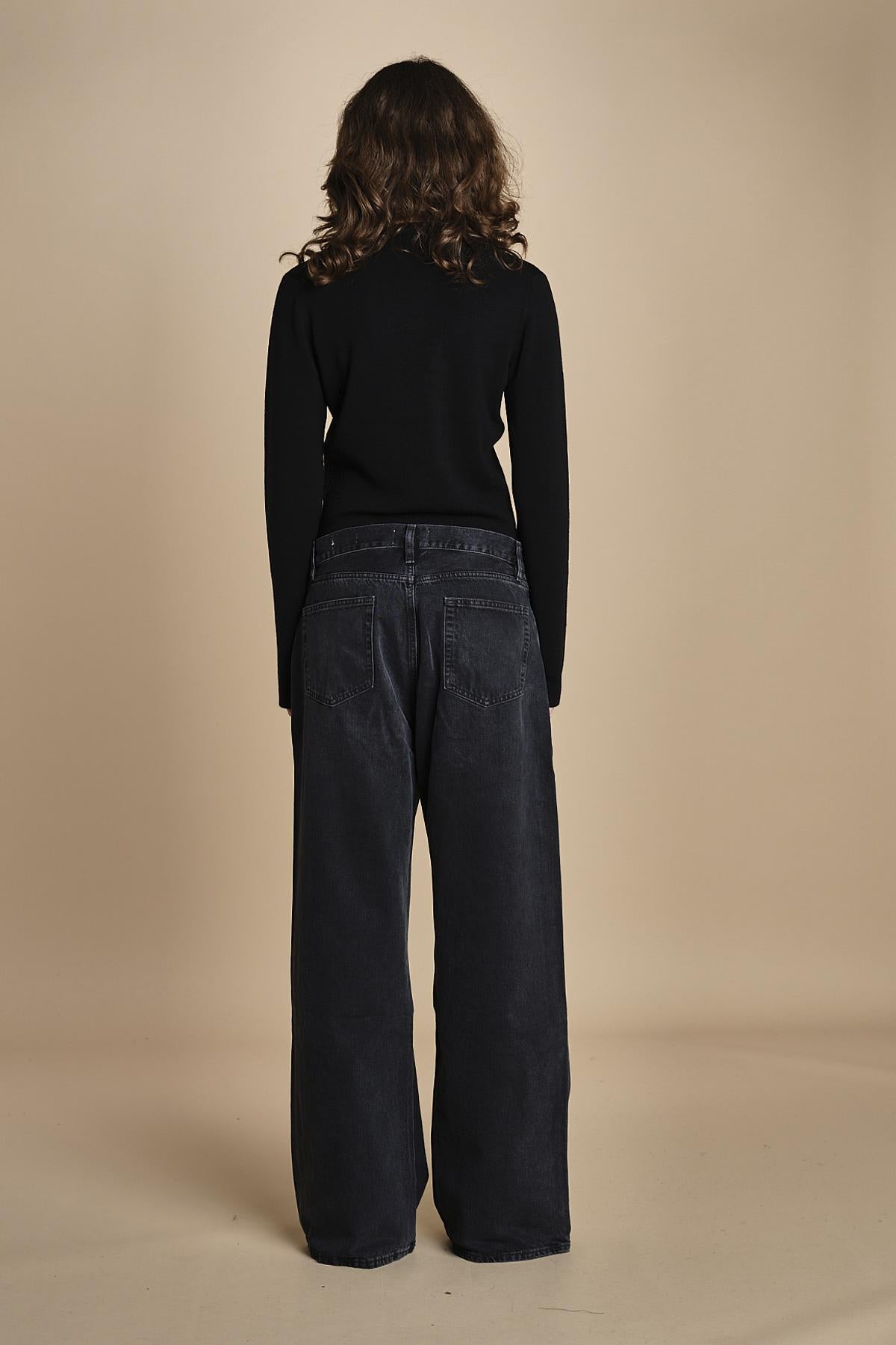 body scollo a v in merinos ANDERSON KNIT BODY BLACK herskind 