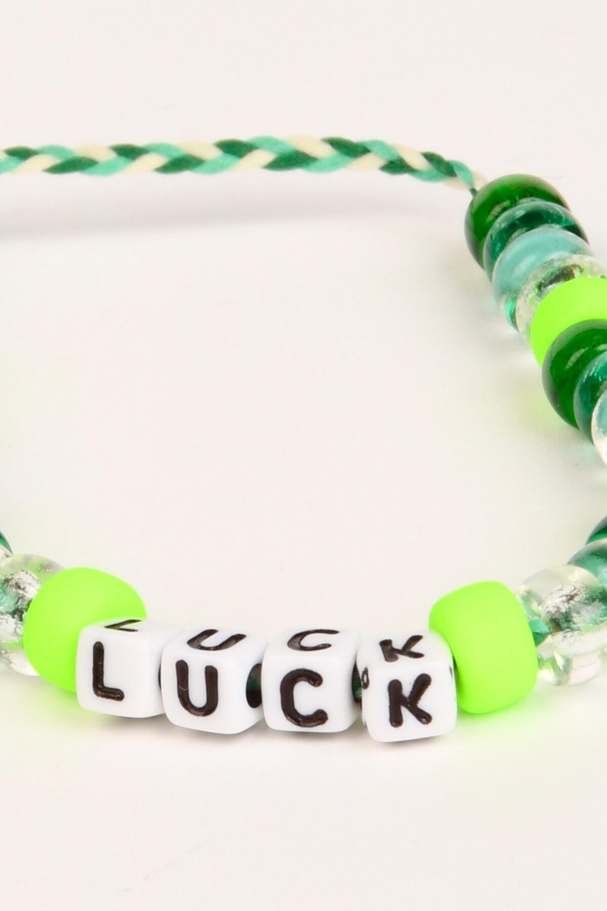  PONY LUCK sorbet island 