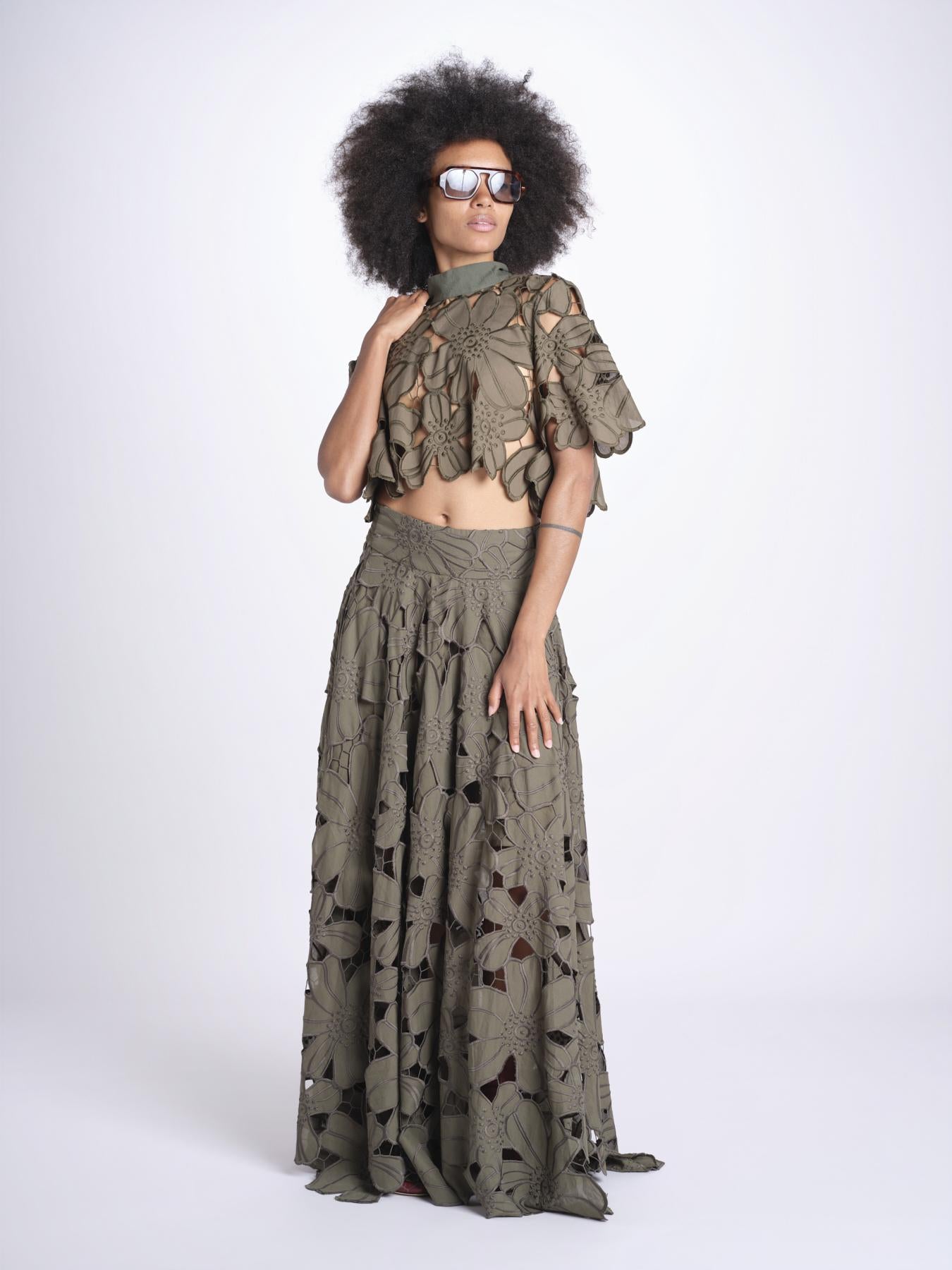 top con fiori intarsiati KOUFONISI M1721 PESTO lace the label 