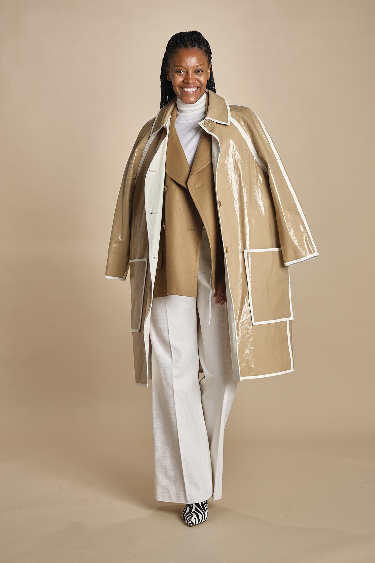 impermeabile profilato AW22MO1-COL LY93 BEIGE martin grant 