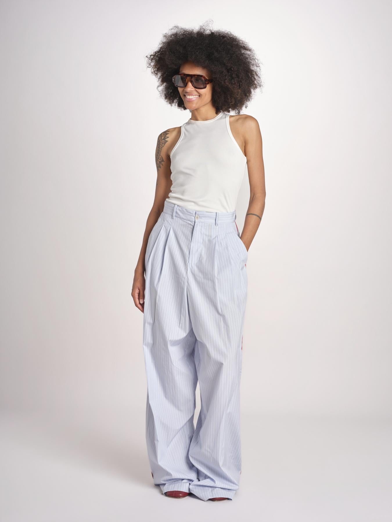 pantalone a righe con piping ELSA MJD266 LIGHT BLUE STIPES jejia 
