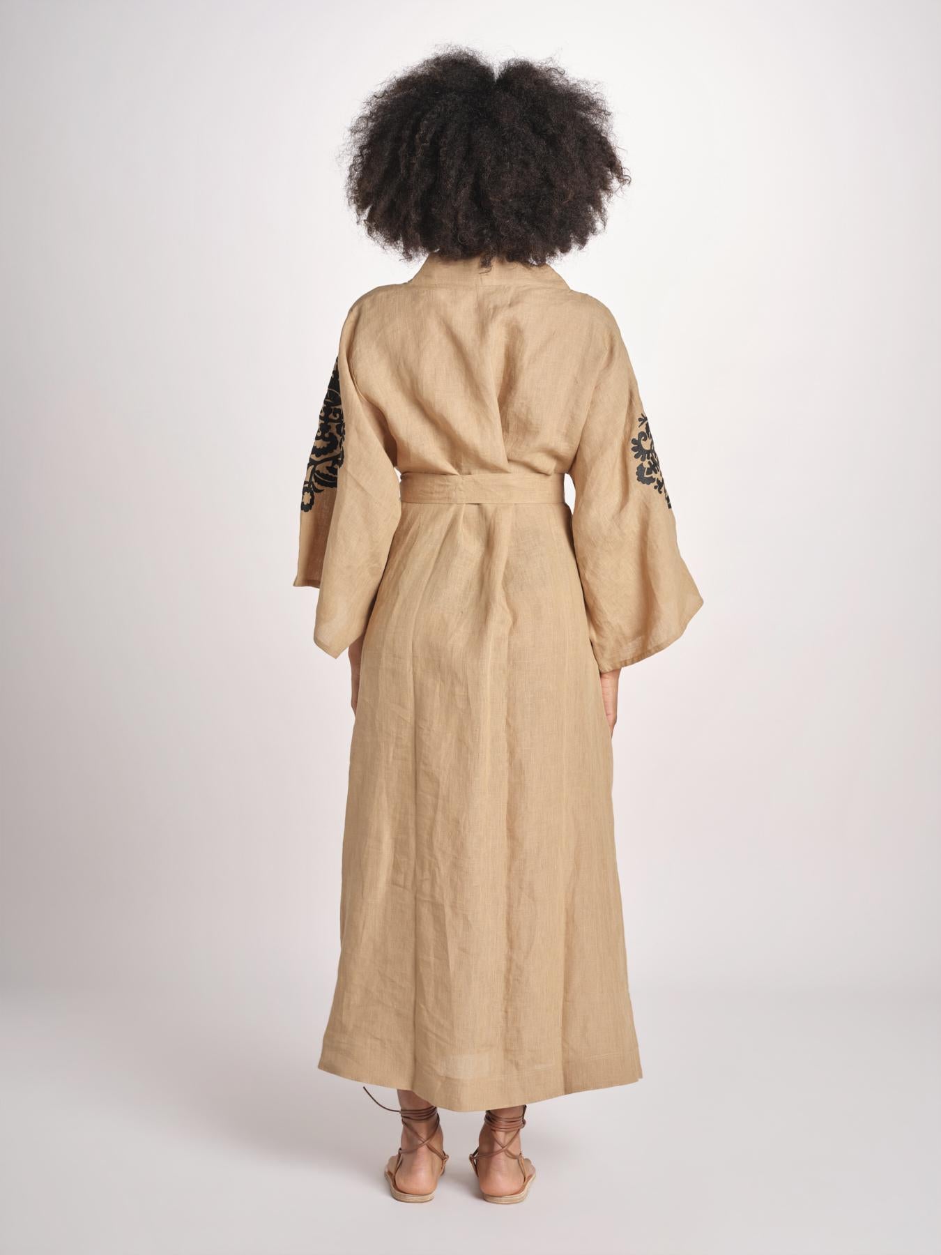caftano lungo con ricami BE 25244 BEIGE BLACK benaras soleil 