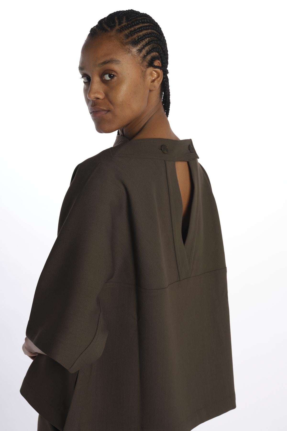 Maglia scollo v dietro HESSE1390 MOSS studio nicholson 