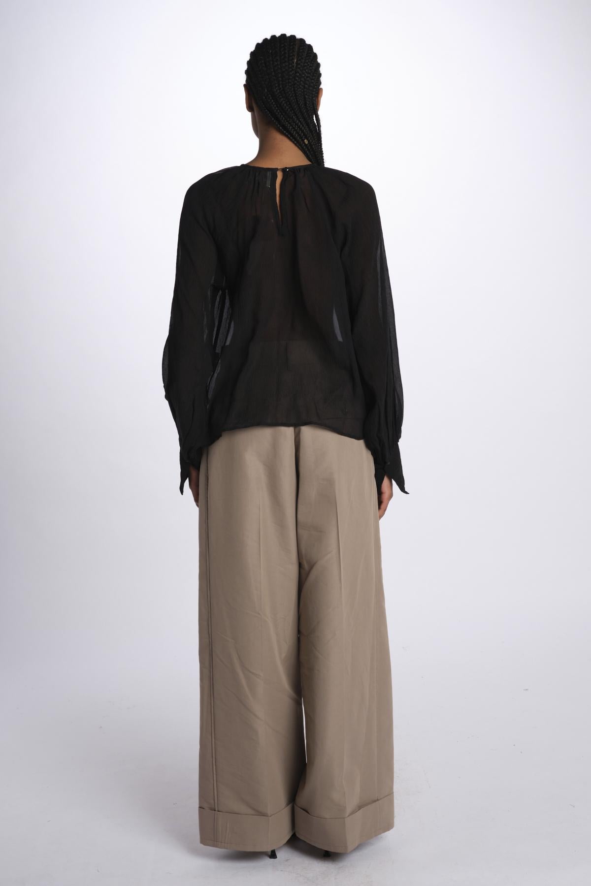 Camicia manica sbuffo ricamo cetrale BE24544 BLACK milaura 