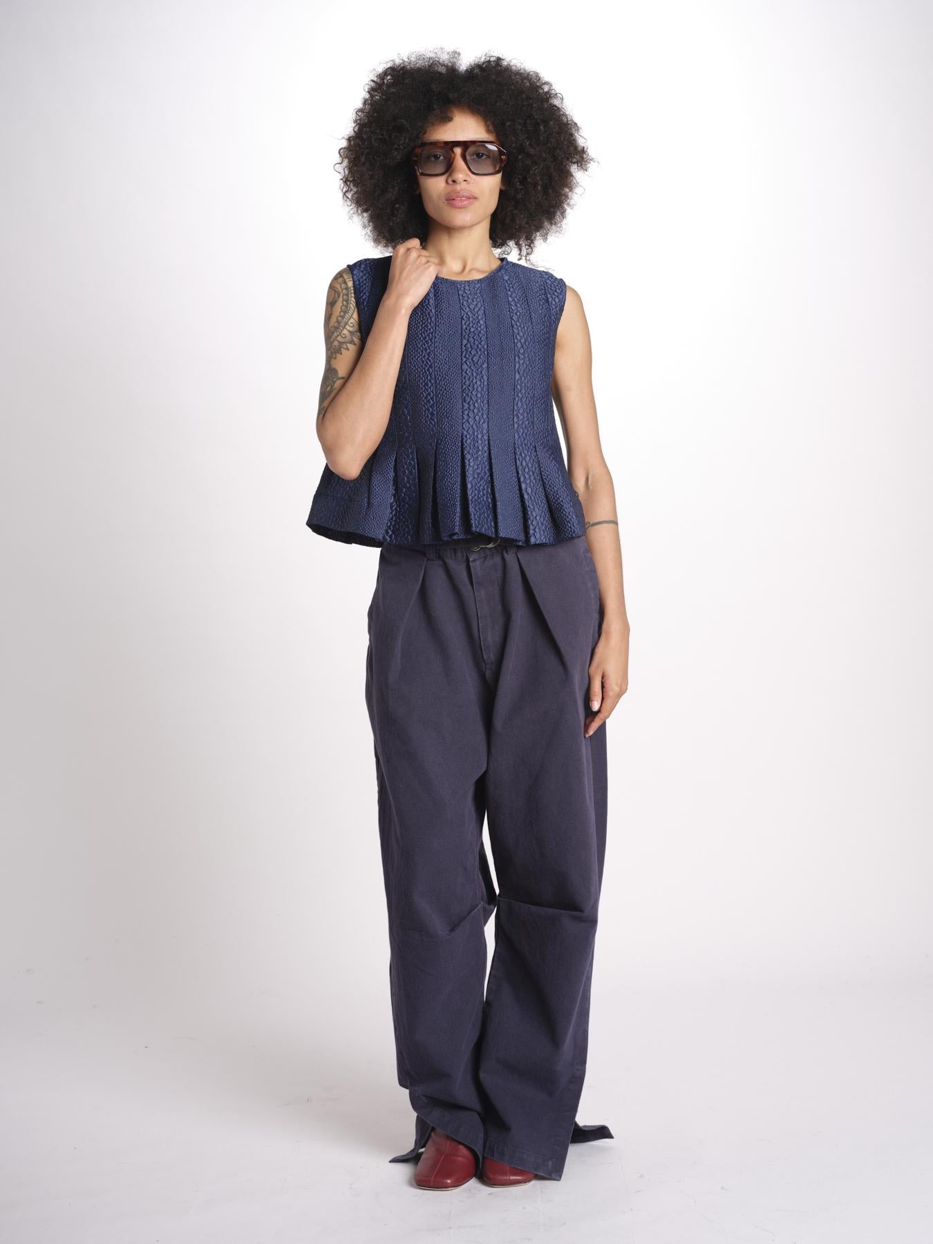 embossed top FAYETTA TANK NAVY sea ny 