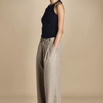 pantalone con pinces NANCY BEIGE true avenue 