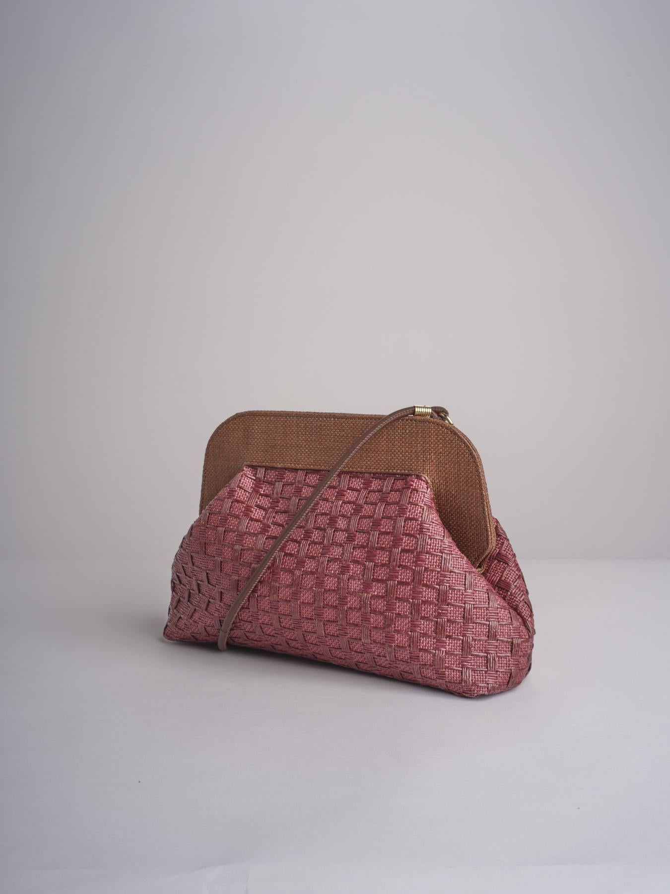  DALIA RATTAN 102 BORDEAUX via mail bag 