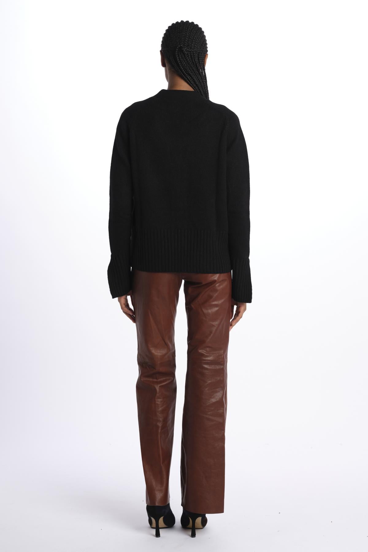  MIL4A24 BLACK milaura 