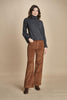 pantalone a zampa con taschine
