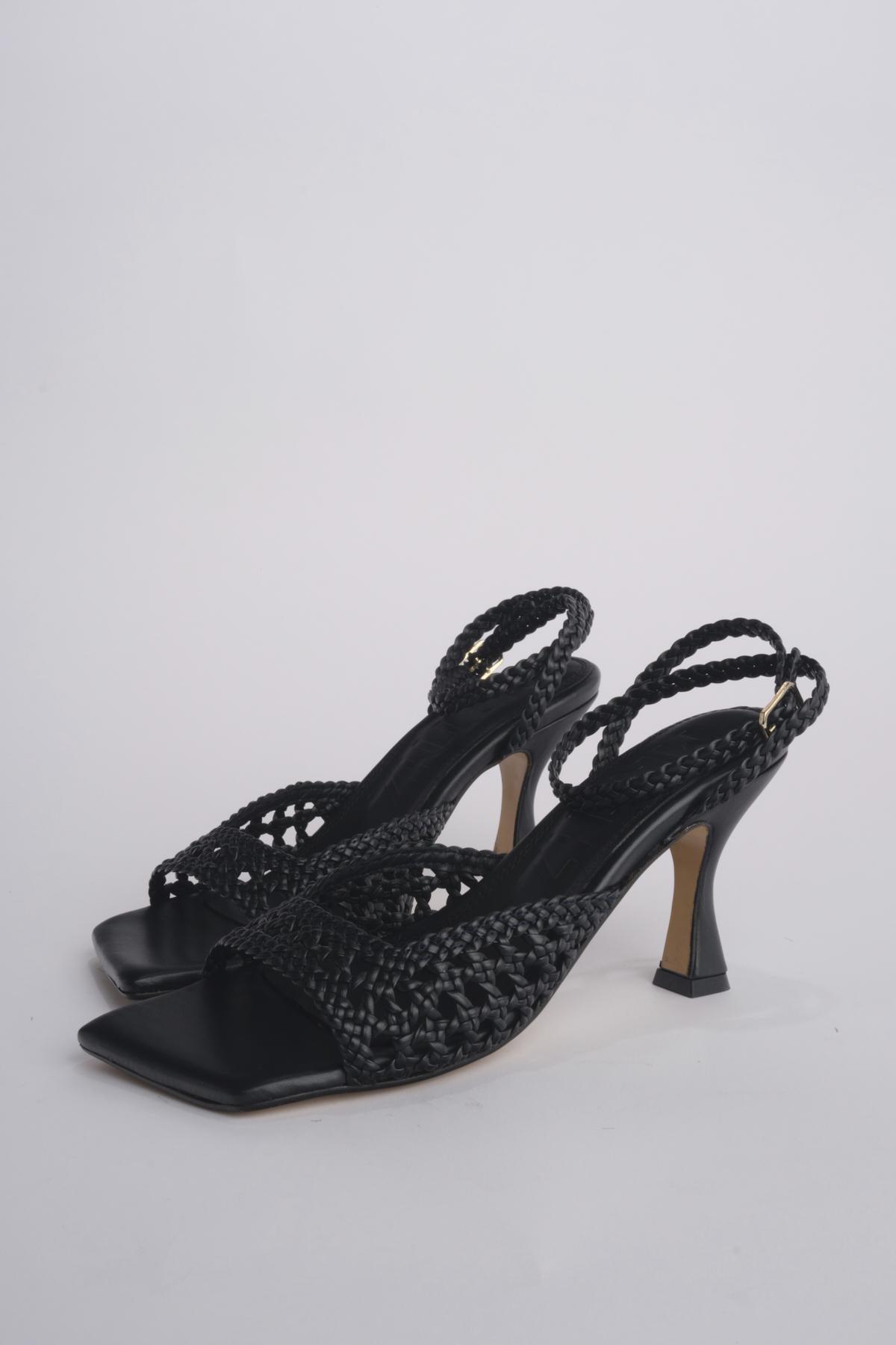 Sandalo traforato punto quadrata CATERINA BLACK martinez 