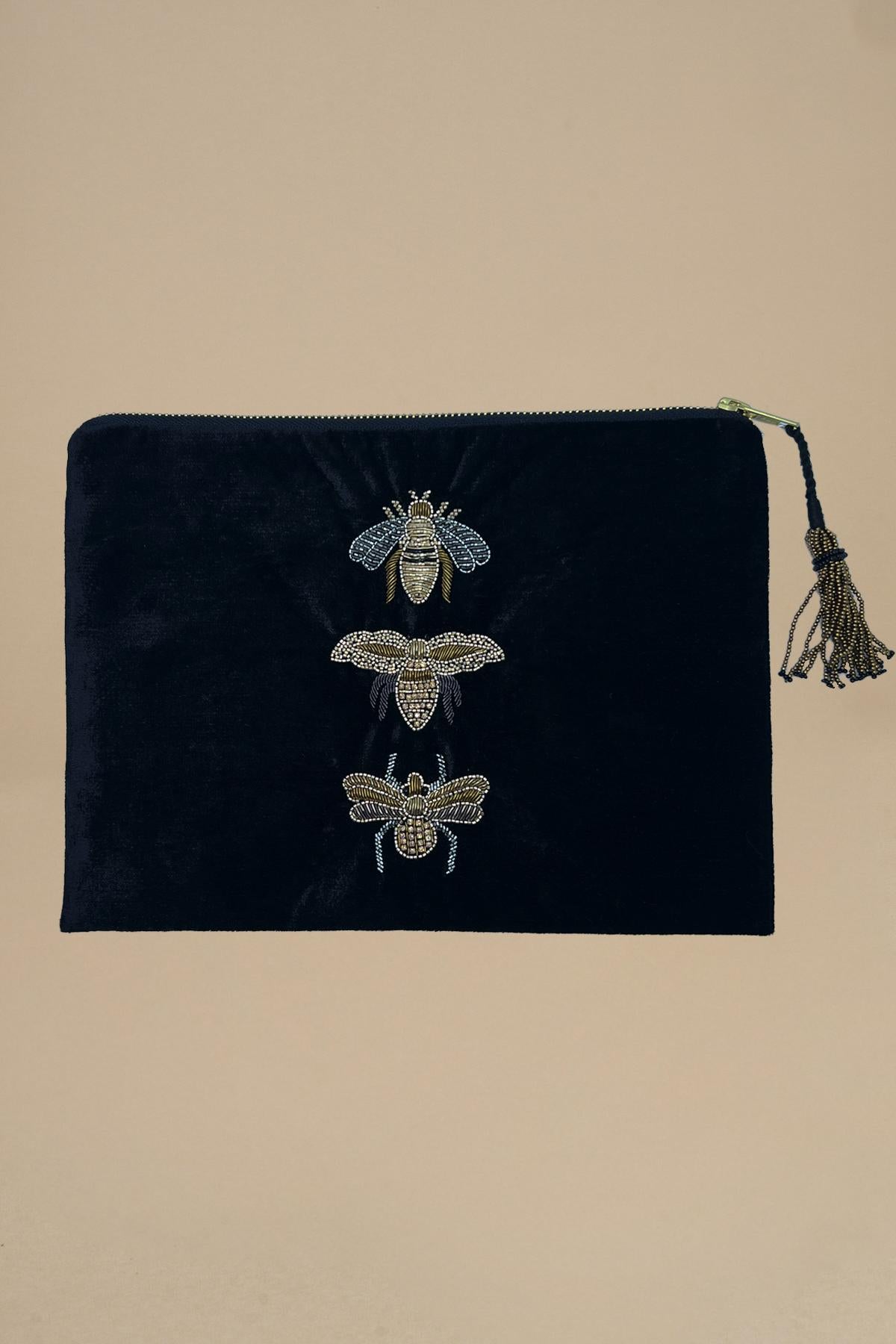 bustina con 3 api C18P043 BLACK milaura 
