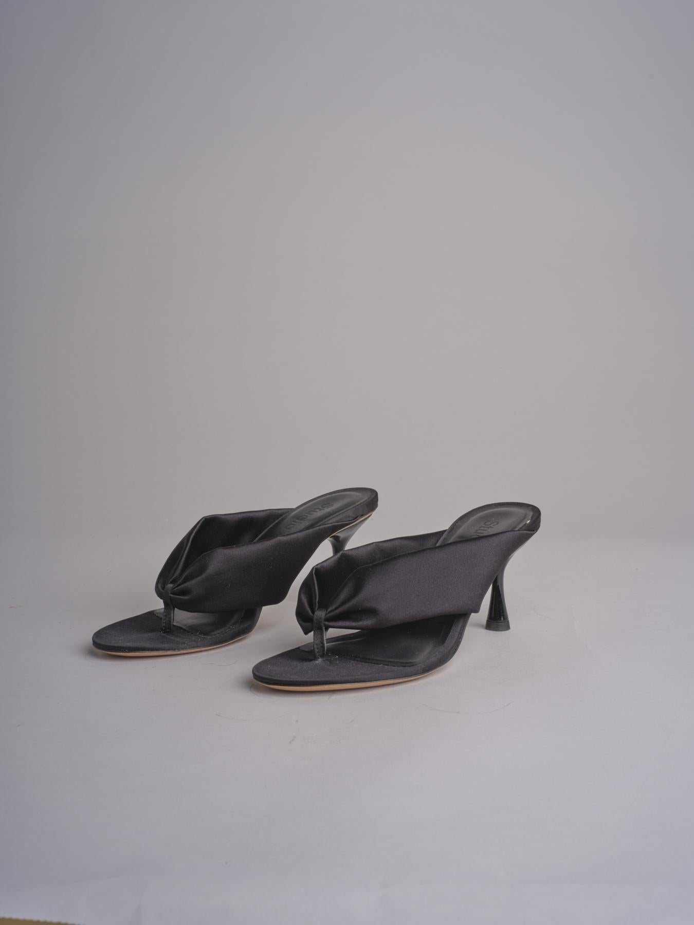  PALOMA BLK studio AMELIA 