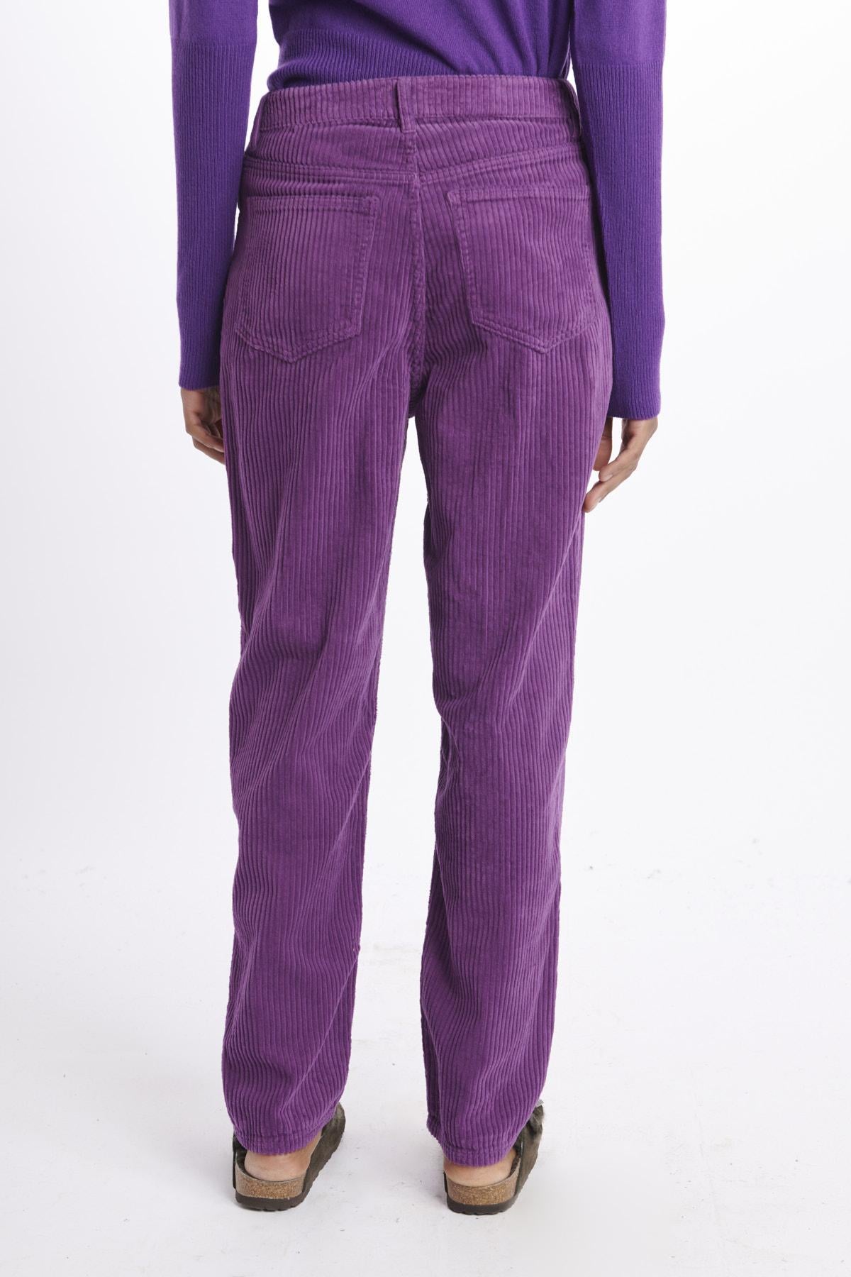 JERRYREGTRENDYCORDUROY AMETHYSTE lab dip 