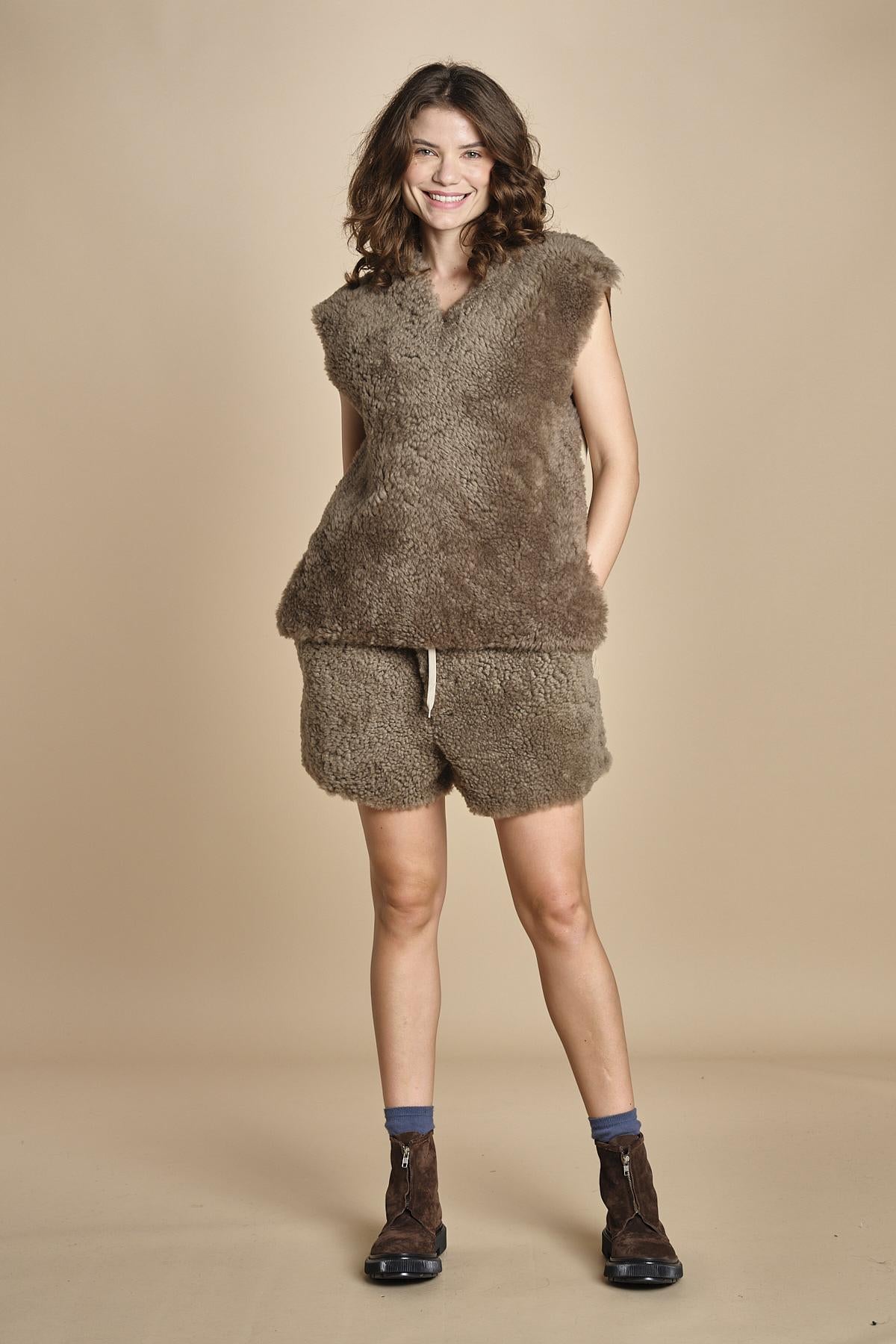 gilet metà montone e metà cotone REB MJD144PATEX72 J0229 DOVE FUR jejia 