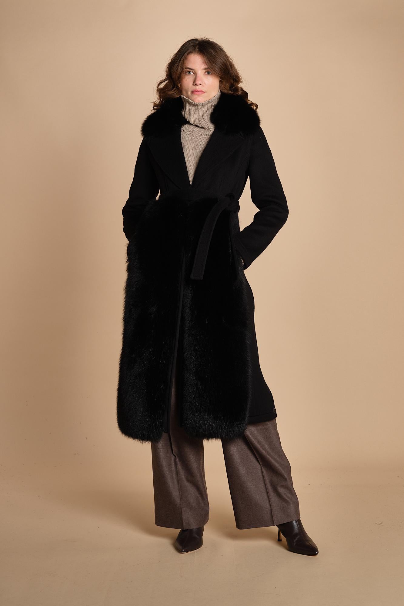 24008 cappotto in panno di lana e volpe con cintura in vita 24008400 NERO milaura 