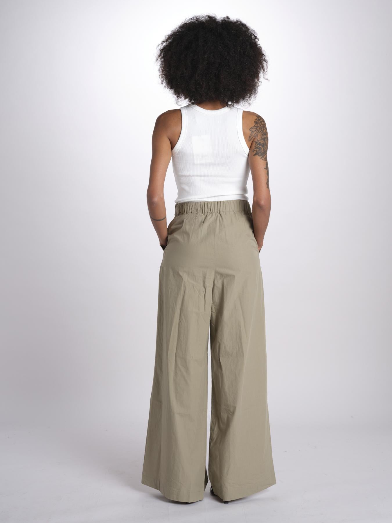  BENDA 2615131142600 025 VERDE OLIVA weekend maxmara 