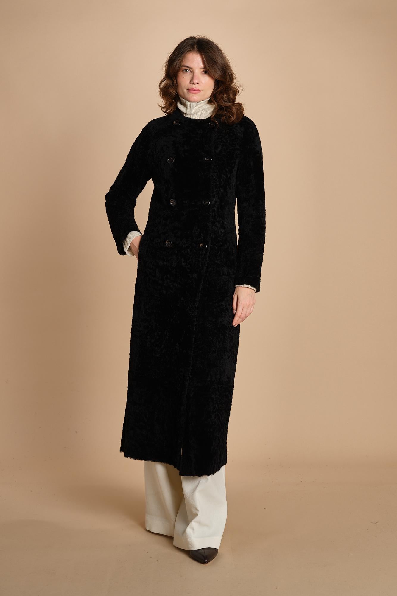 24098 cappotto doppiopetto in astrakan 24098300 NERO milaura 