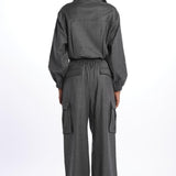  243260230 GRAY30 vis a vis 