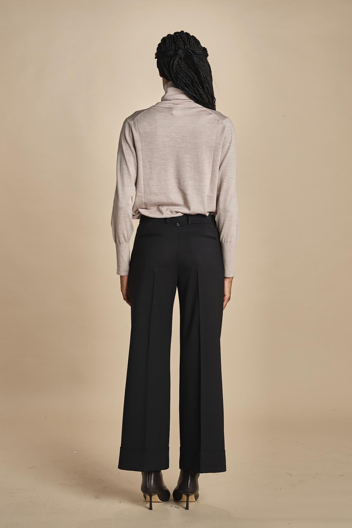MELODIA pantalone cropped con risvolto in gabardina MELODIA 652339 3 quelledue 