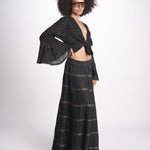 camicia cropped con nodo in lurex gessato JUNE BLACK christianzen 