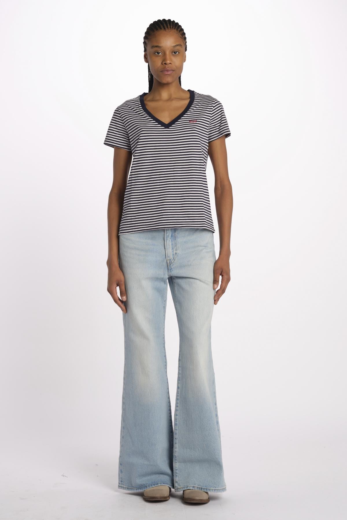 PERFECT VNECK 85341 0100 levi's 