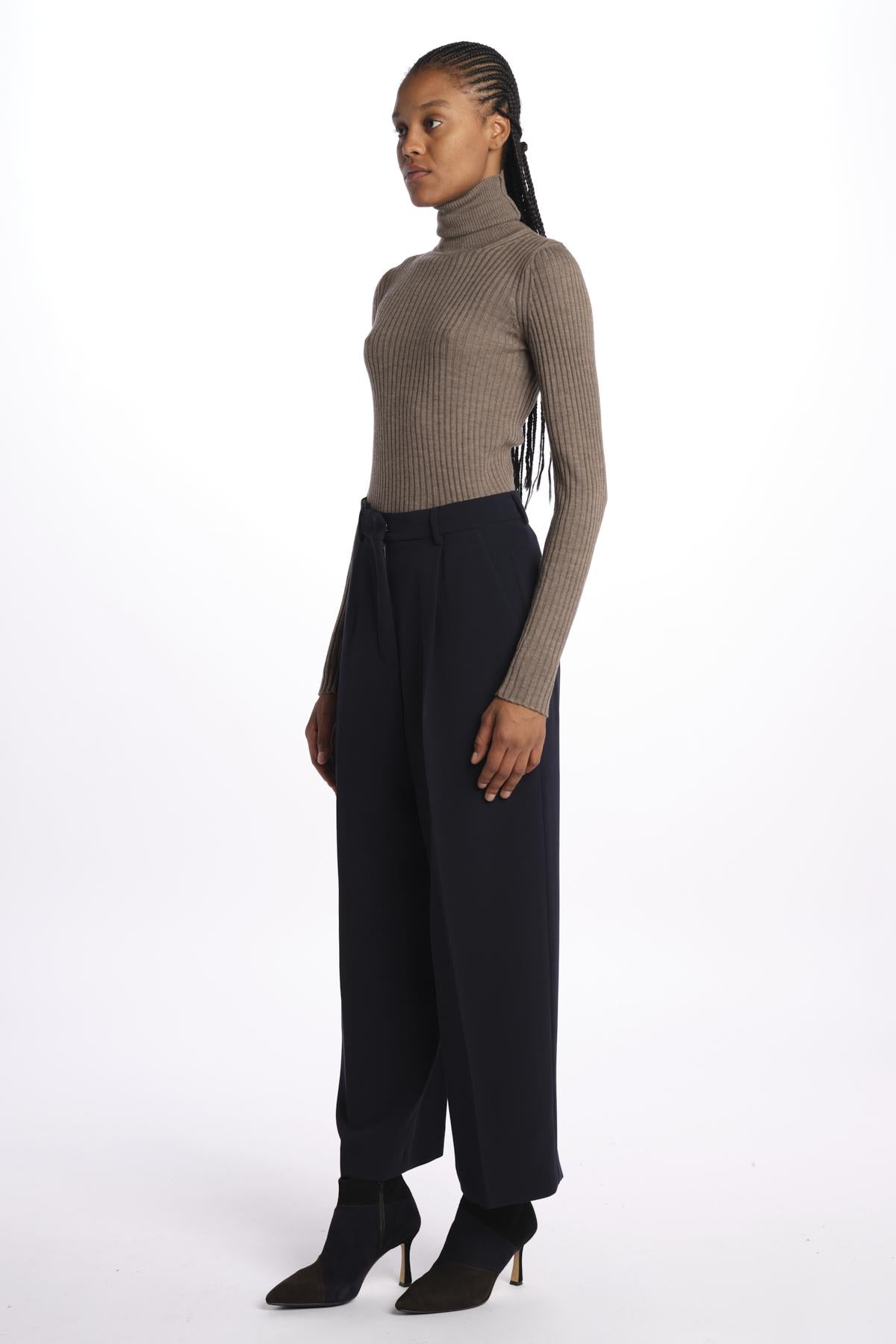  2425136091600 005BLU weekend maxmara 