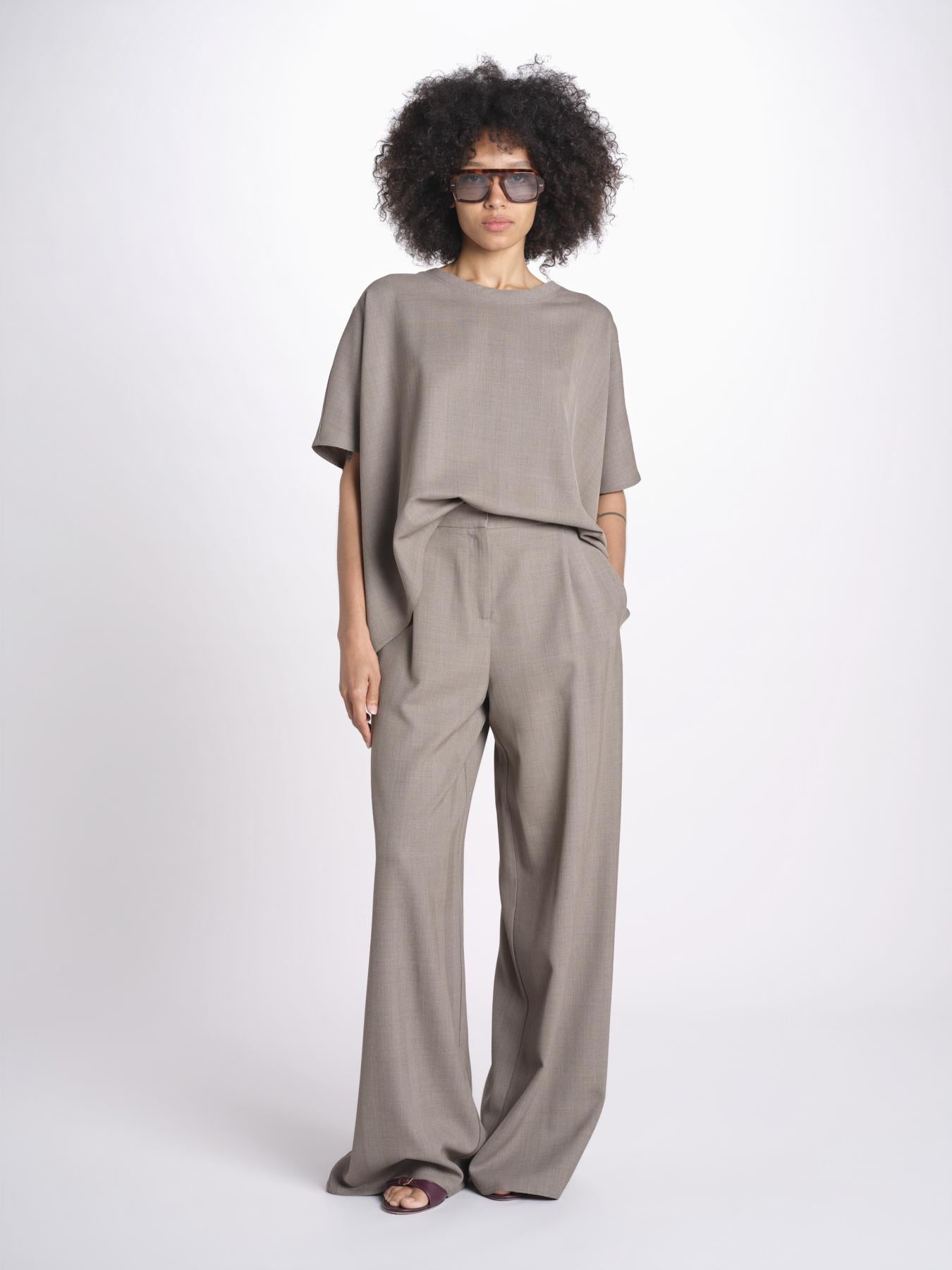 t-shirt in tessuto diagonale U3059 TORTORA dusan 