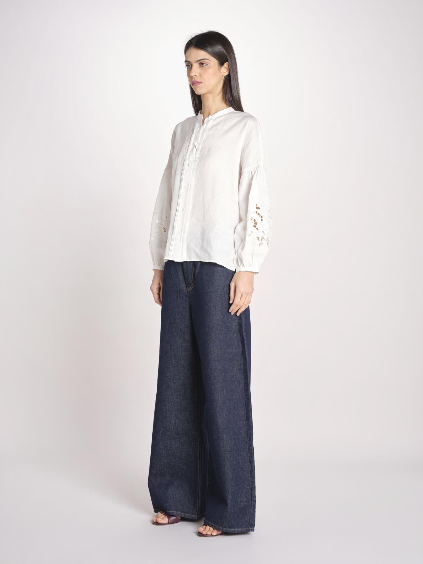 camicia con ricamo fiori DESTRO 2615111032600 001 BIANCO weekend maxmara 
