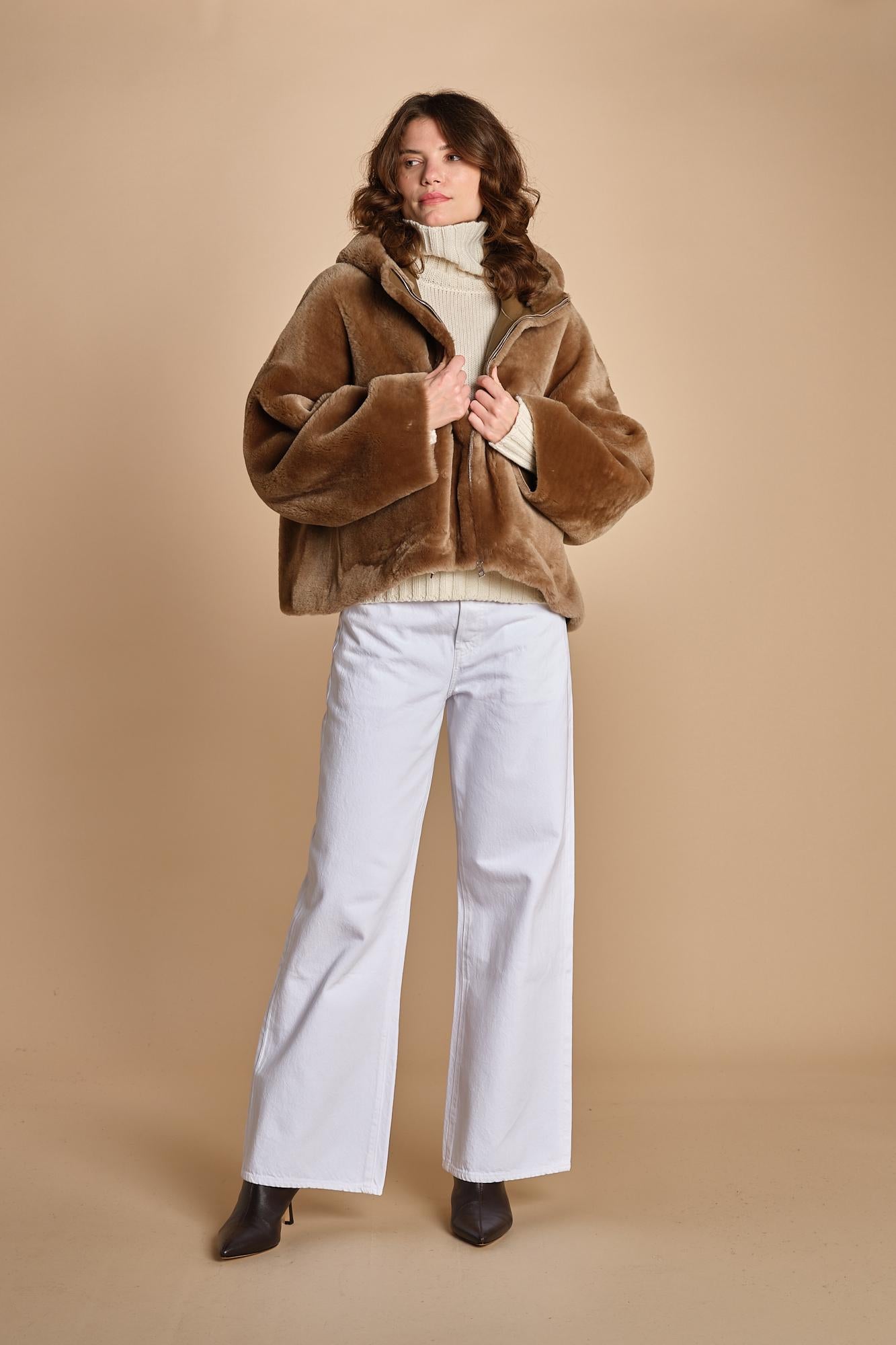 022 montone zip con cappuccio 24022-300 MASTICE milaura 