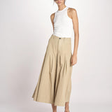  VIVIENNE ESSELING BEIGE true avenue 