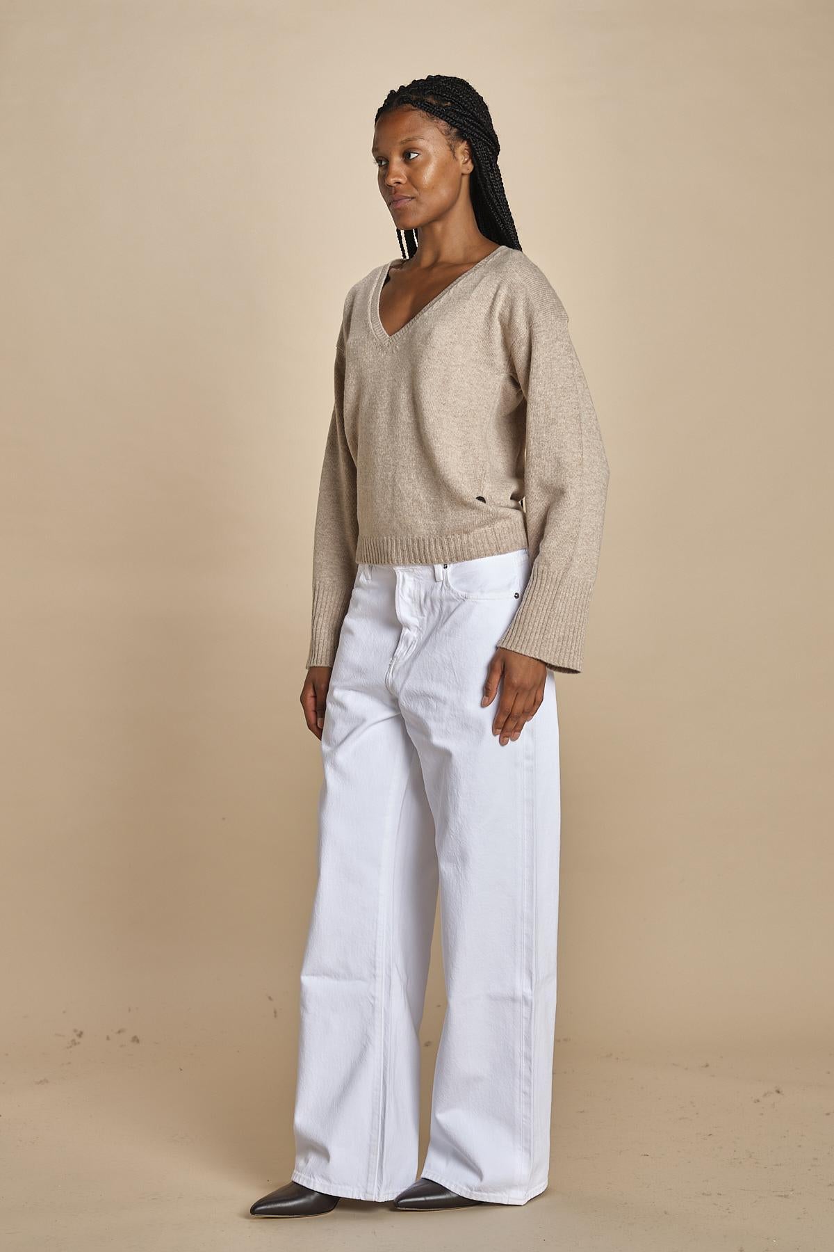 maglia con scollo a v e manica a campana by milaura. D2500894 806 CUMINO milaura 