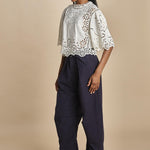 camicia girocollo con fiori intarsiati. LULA 016 WHITE sea ny 
