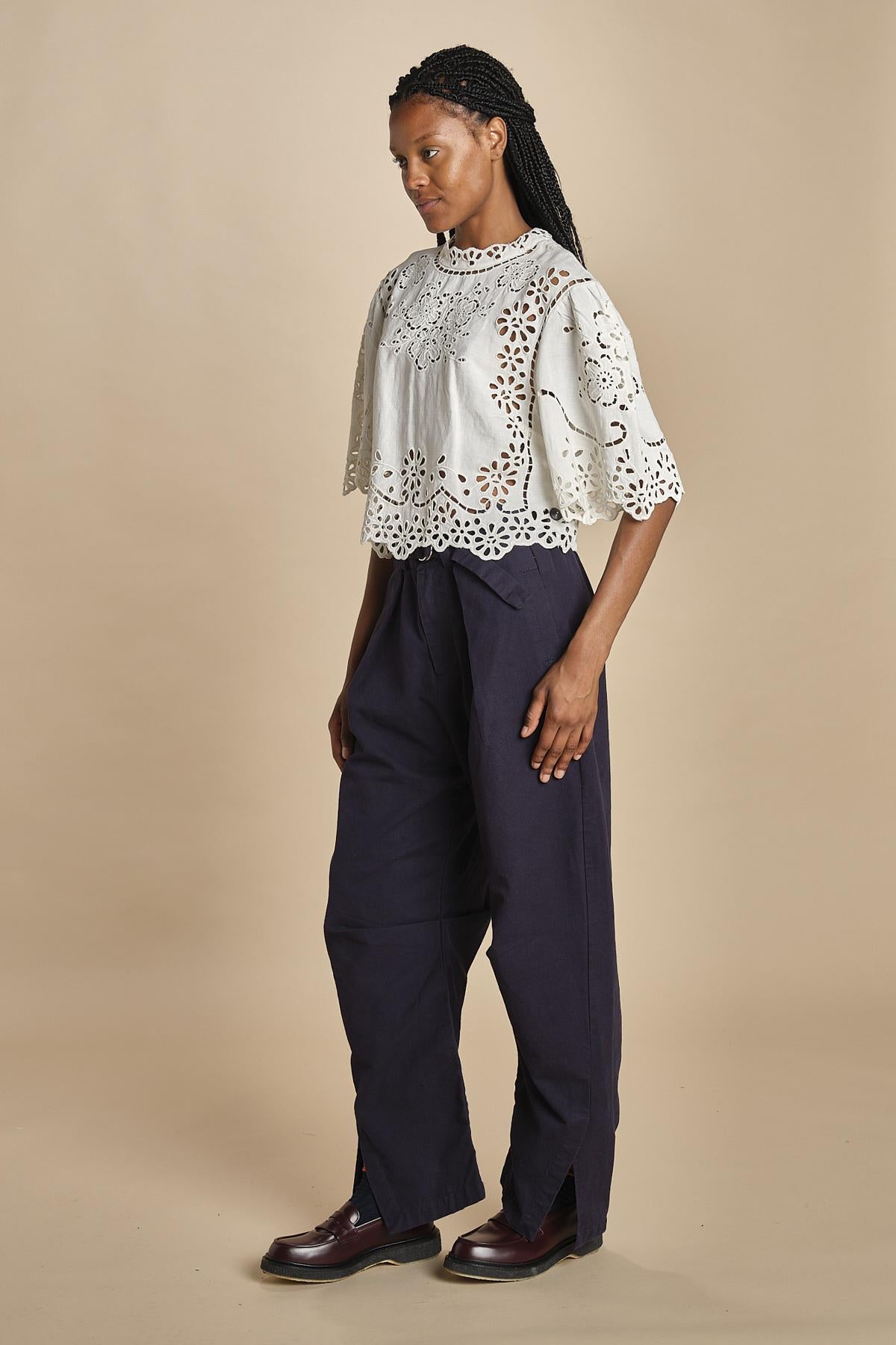 camicia girocollo con fiori intarsiati. LULA 016 WHITE sea ny 