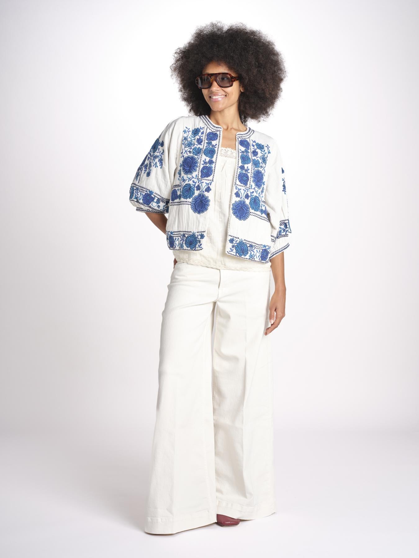 giacca con fiori ricamati GRETA JKT 747215 ECRU mabe 