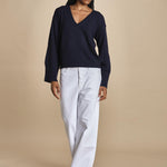 maglia con scollo a v e manica a campana by milaura. D2500894 866 BLU milaura 