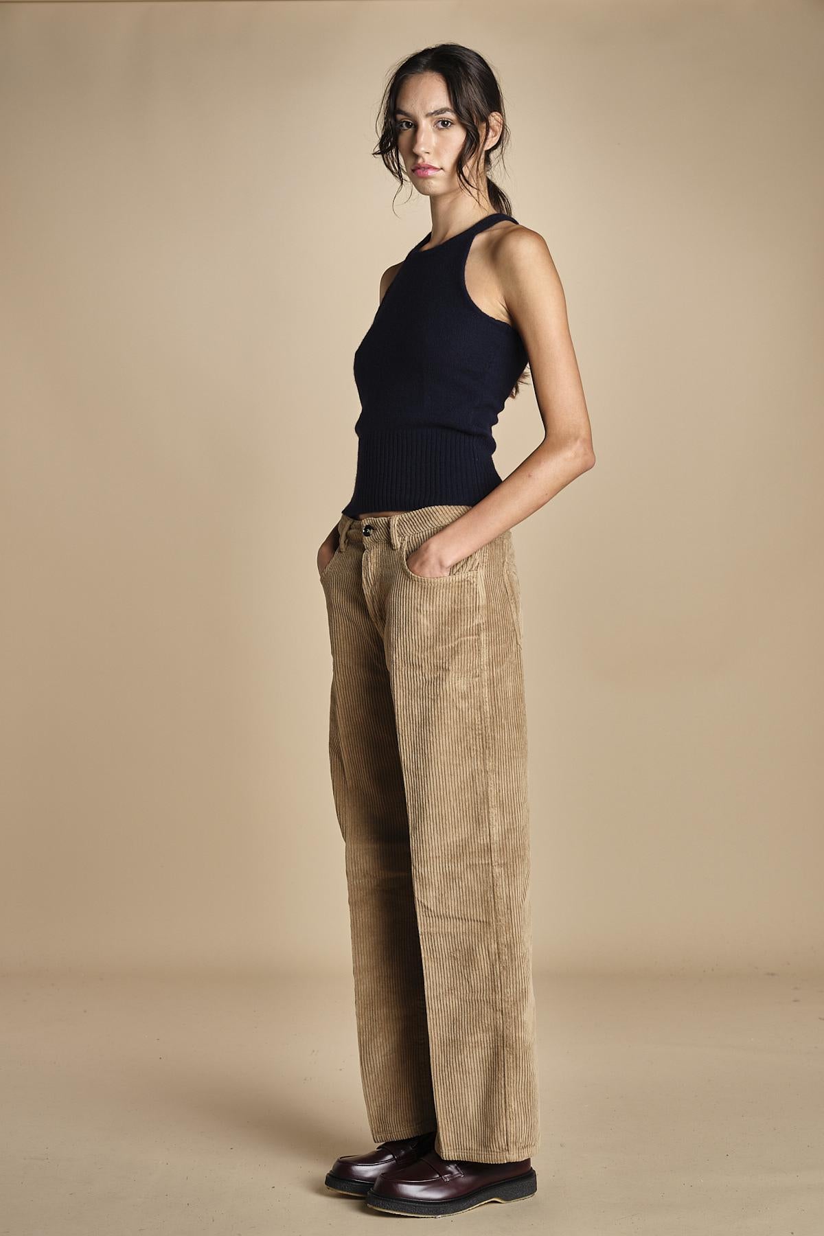pantalone in velluto cropped ZELDA TOFEE true avenue 