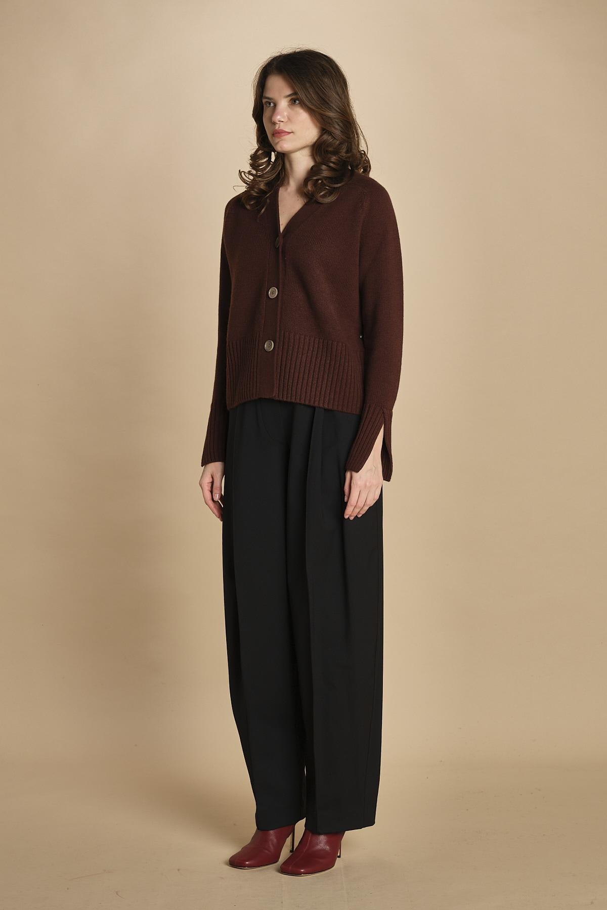 cardigan tre bottoni MIL4A24 25298 TESTA MORO milaura 