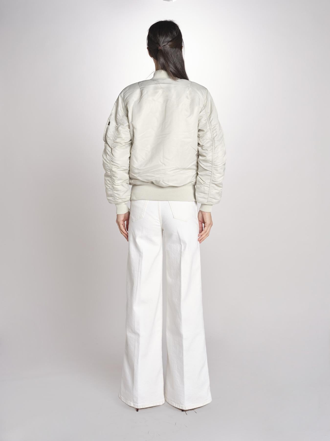 Bomber SS100101 10 STONE alpha 