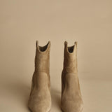 CAITLIN stivaletti camoscio tacco 9. CAITLIN BEIGE ba&sh 