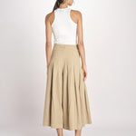  VIVIENNE ESSELING BEIGE true avenue 