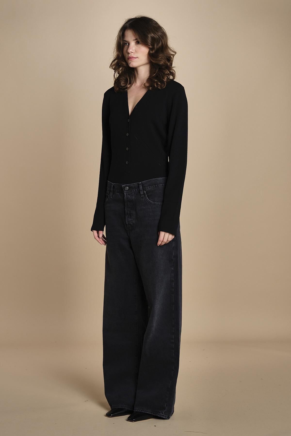 body scollo a v in merinos ANDERSON KNIT BODY BLACK herskind 