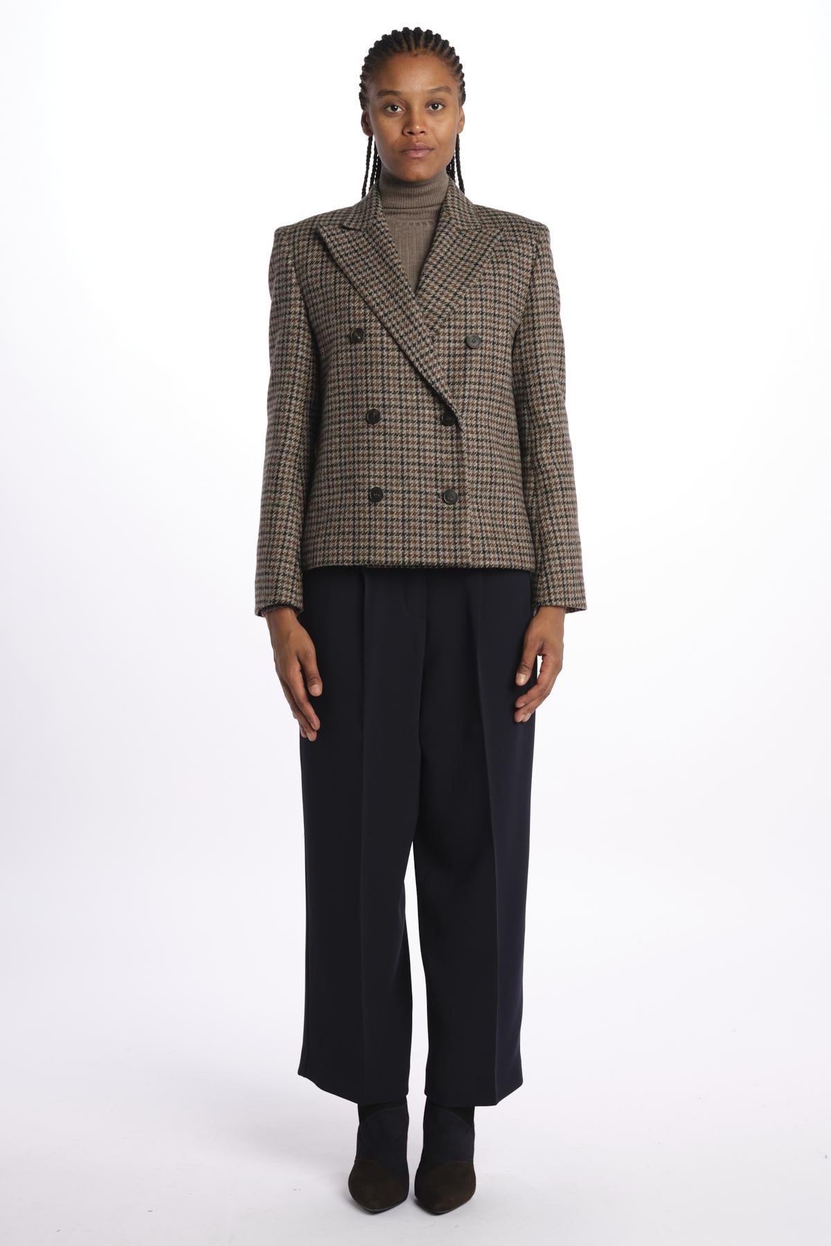  NAUSICA2425046022600 002PIEDDEPOULE weekend maxmara 